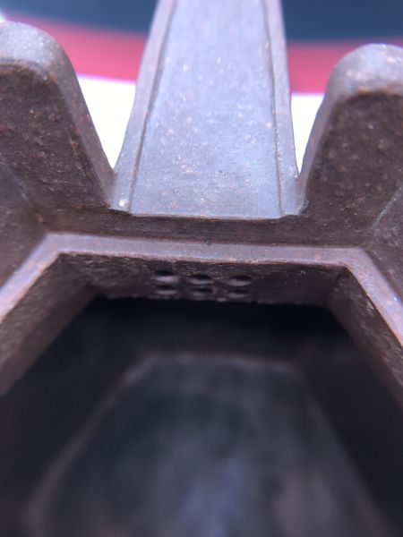 1990年僧帽壺(紫砂容砂)(作者:徐陸明) 