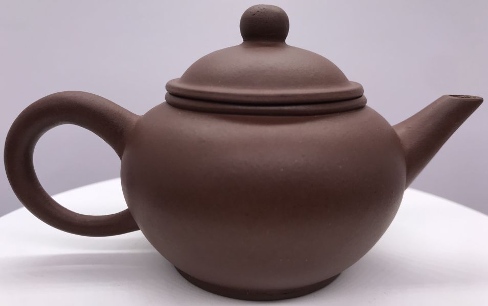1975年早期4杯標準壺(紫砂)(作者:中國宜興) 