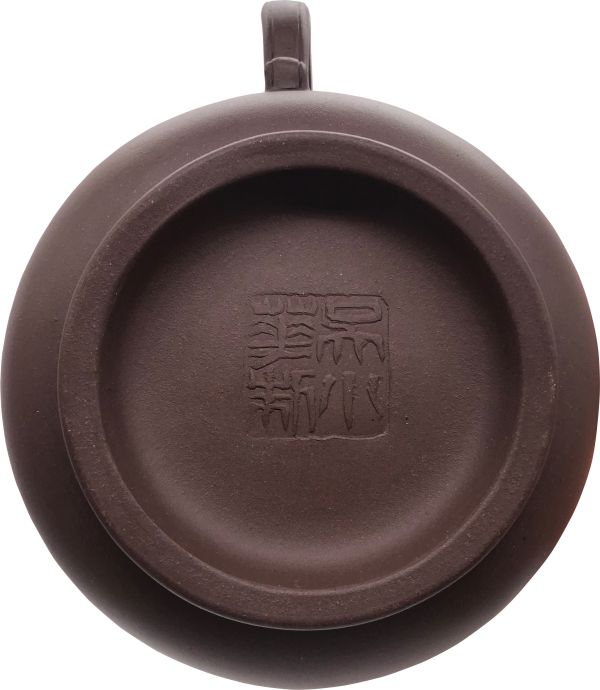 1980年玉笠壺(紫砂)(作者:吳小華) 