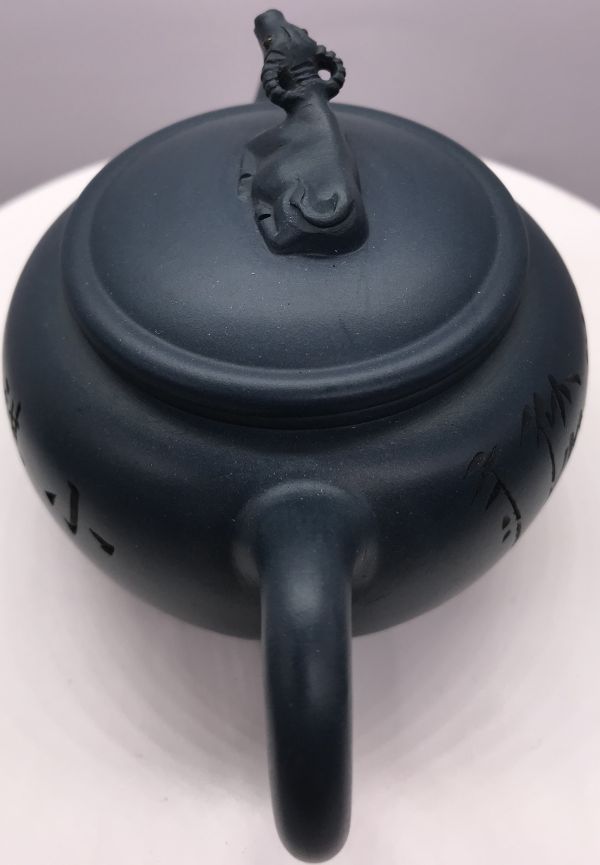 2000年牛轉乾坤壺(作者:周惠華)(本山綠泥) 