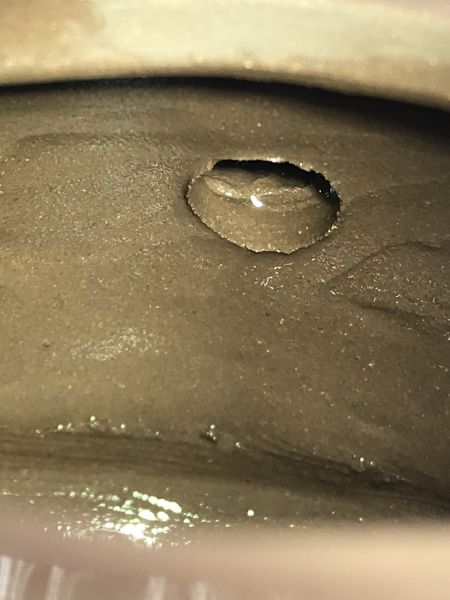 1980年玉笠壺(紫砂)(作者:吳小華) 