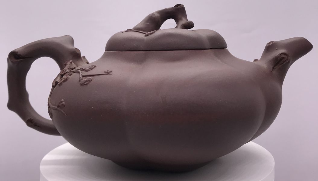 1955年五瓣梅花壺(紫砂)(作者:無名) 