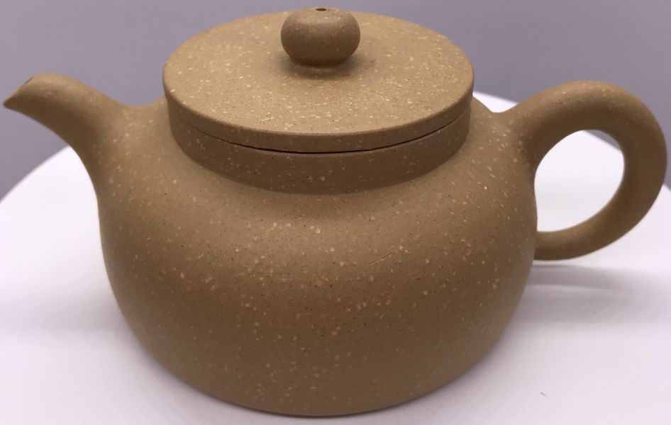 1980(白標)年平蓋圓珠(段泥)(作者:荊溪惠孟臣) 