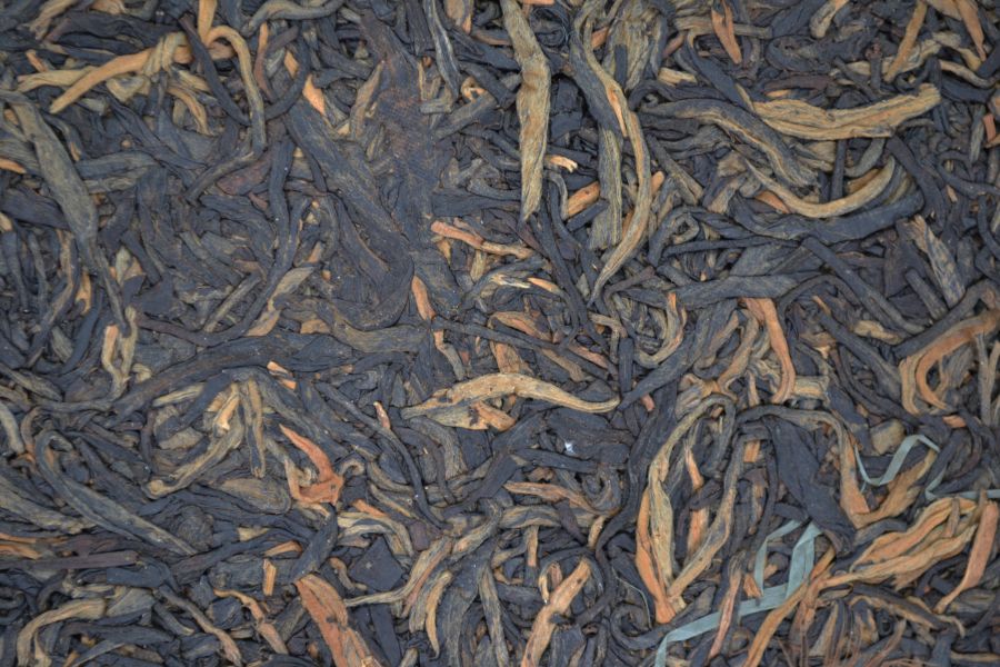 2010大雪山紅茶茶餅 