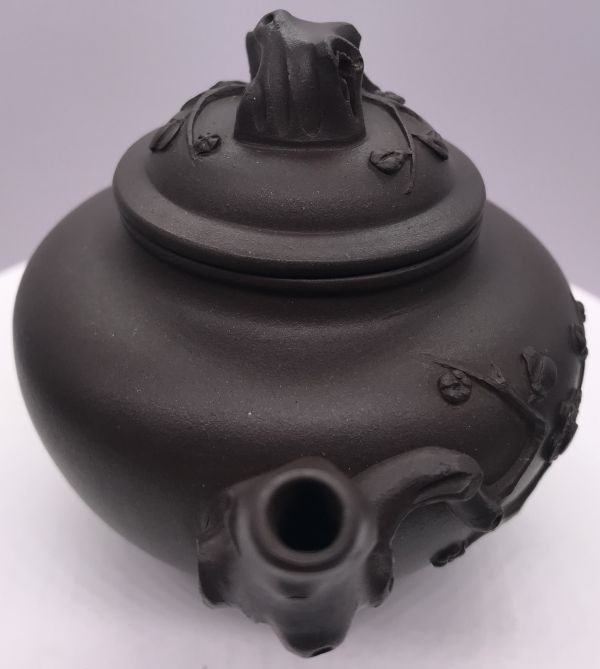 1990年梅報春(黑鐵砂)(作者:秀娥) 