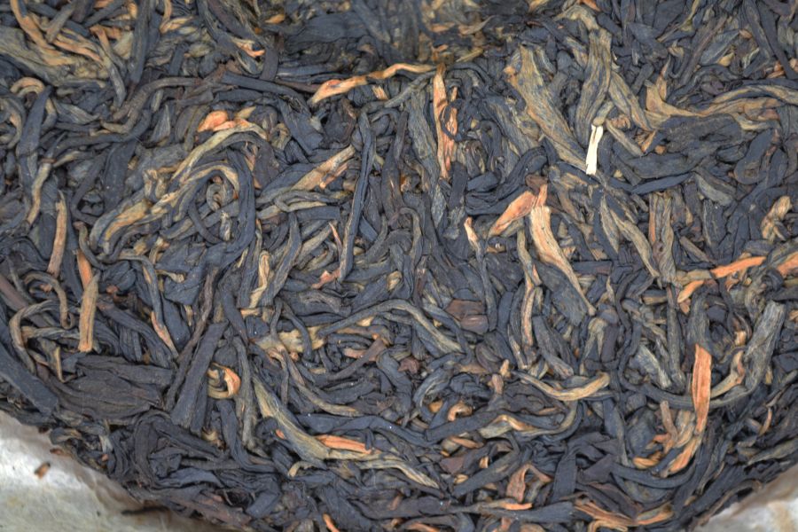 2010大雪山紅茶茶餅 