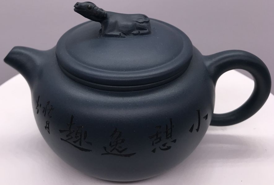 2000年牛轉乾坤壺(作者:周惠華)(本山綠泥) 