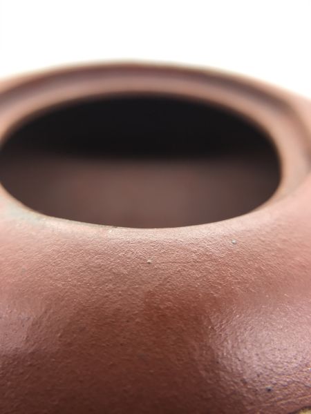 1982年碧泉(內紫外紅)(作者:高志娟)1982年碧泉(紫砂)(作者:荊溪于)不拆賣 