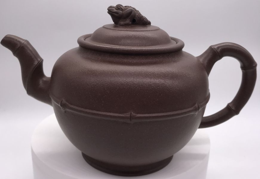 1980年竹節三腳金蟾茶壺 