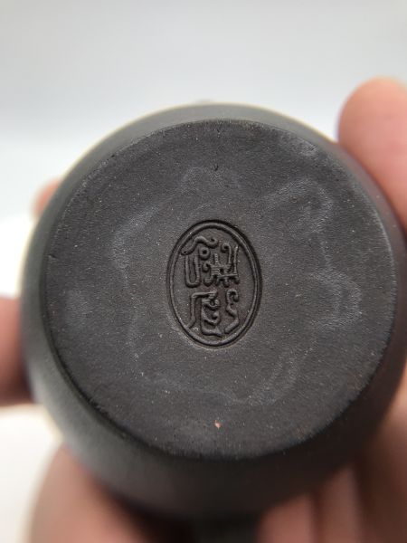 民國初年(泰國巨輪朱)黑鐵砂老茶壺 