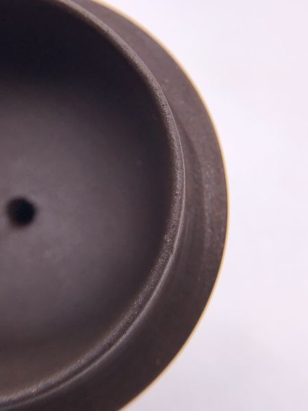 1990年小西施壺(黑鐵砂)(作者:潘井力芬) 