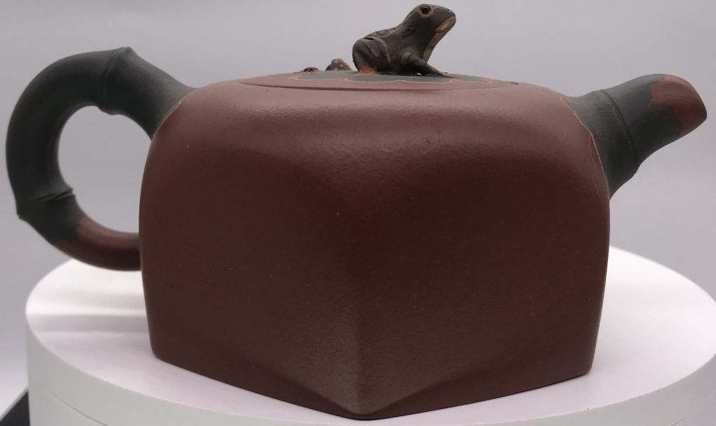 2000年靜心青蛙茶壺 