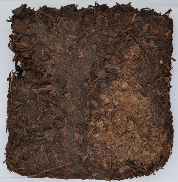 1970藏茶蔘香藥香花磚茶 