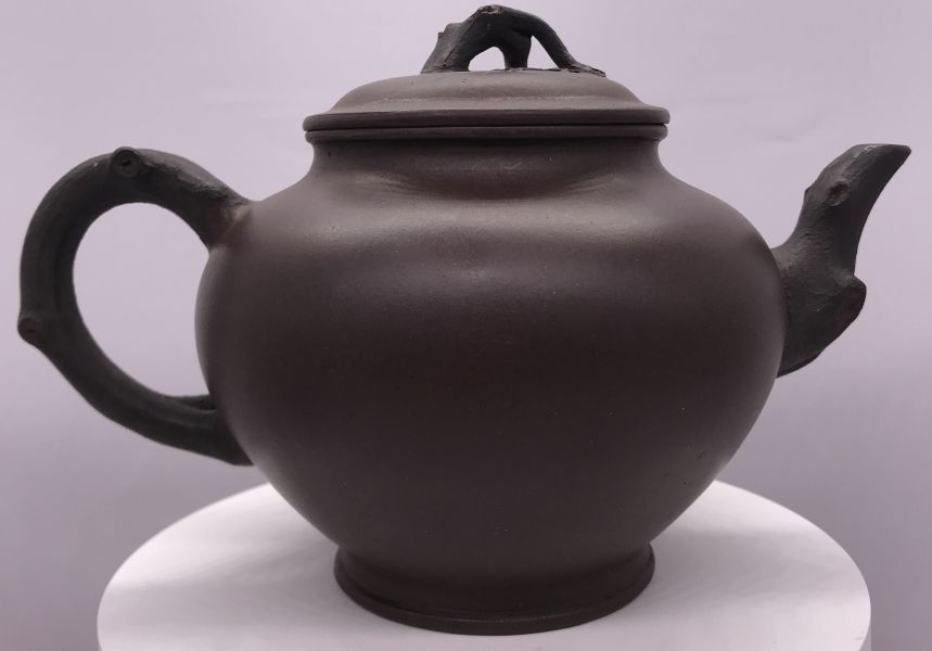 1970年中柏報春(作者:李碧芳)(紫砂) 