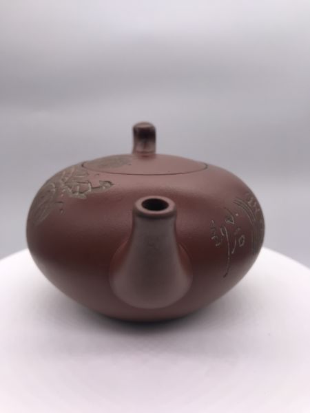 1982年碧泉(內紫外紅)(作者:高志娟)1982年碧泉(紫砂)(作者:荊溪于)不拆賣 