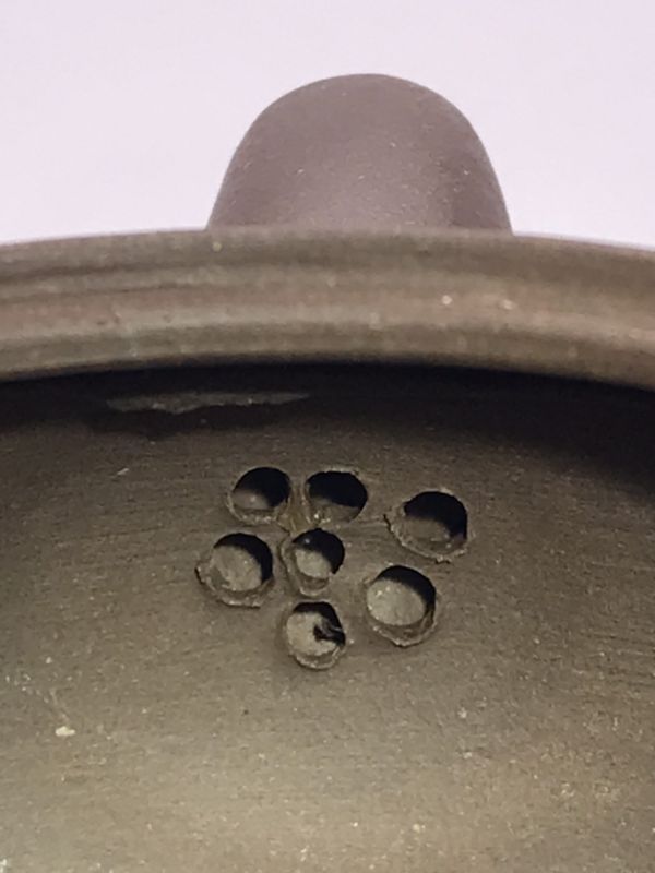 1980年魚化龍(紫砂)茶壺(作者:蔣勤華) 