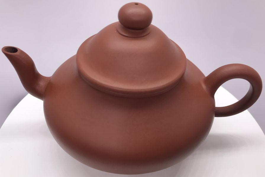 1992年仿古神燈壺(朱泥)(作者:陳國良) 