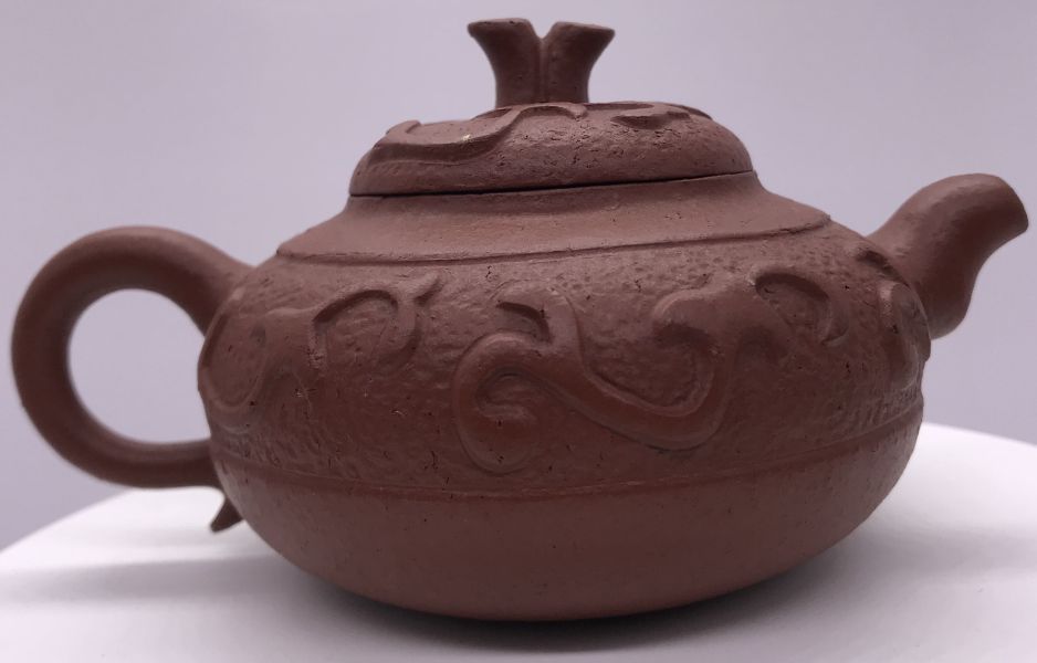 1990年龍形扁燈壺(紅土)(作者:龍山人) 
