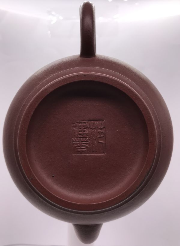 1980年寶玉壺(紫砂)(作者:范建華) 