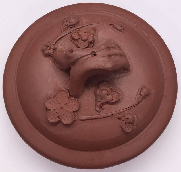 1990年中梅報春壺(紅土)(作者:宜興湯渡陶業) 