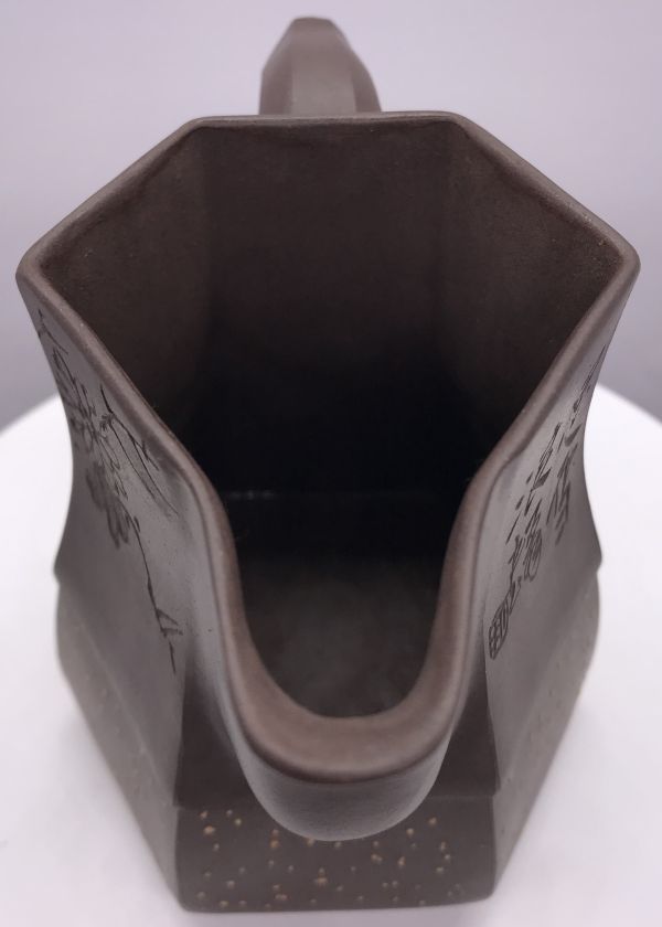 1980年成權茶海(作者:許成權)(紫砂)(梅花) 