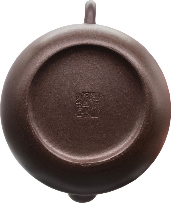 1980年留佩壺作者:徐新妹(紫砂) 