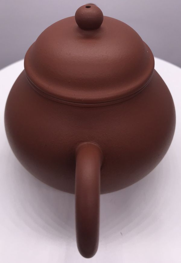 1980年芭樂壺(紅土)(作者:周惠君) 