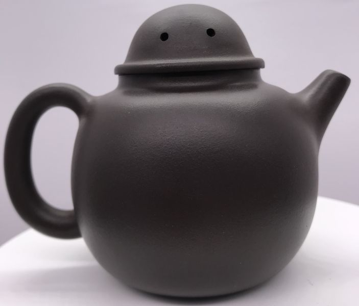 1995年英雄杯麵壺(紫砂)(作者:瞿蘭君) 