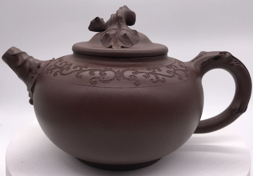 1980年如意松鼠葡萄茶壺 