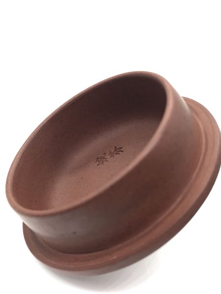 早期紅紫砂老茶壺(作者:茶婉芬) 