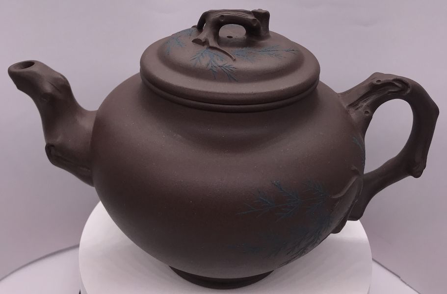 1980年代大松報春(紫砂)(作者:陸奇南) 