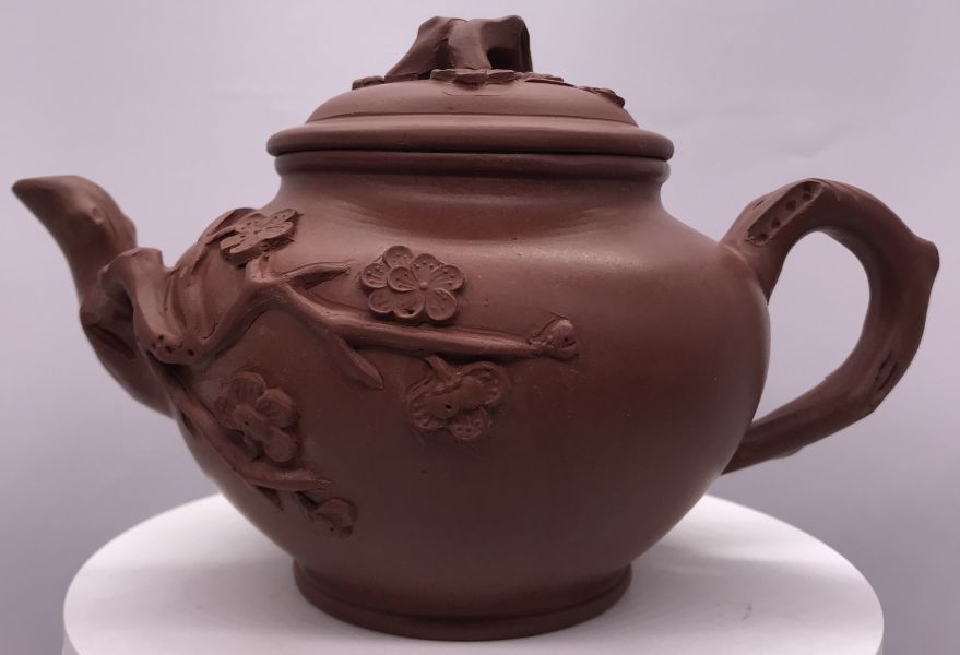 1990年中梅報春壺(紅土)(作者:宜興湯渡陶業) 