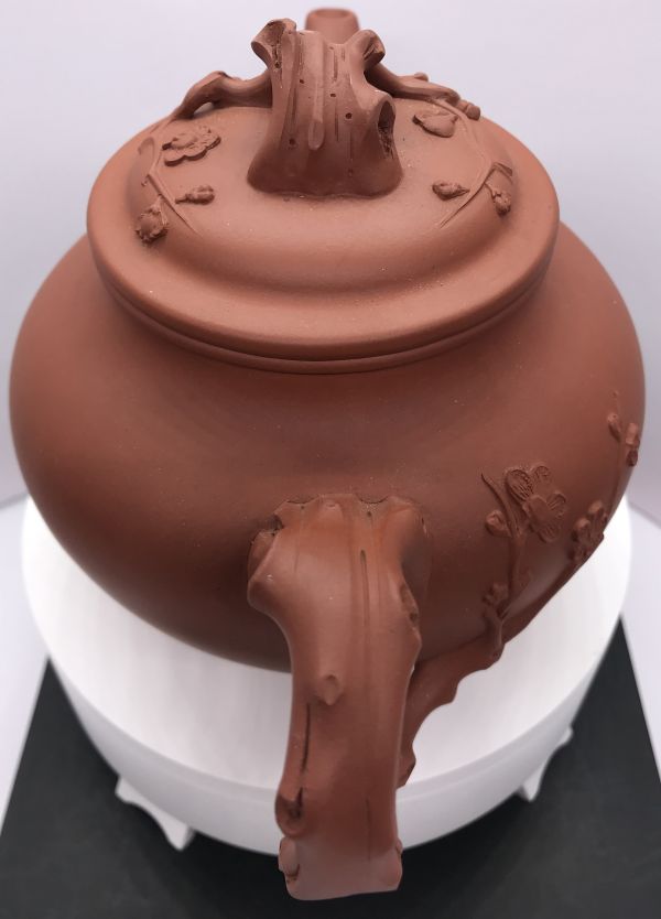 1990年梅報春(紅土)(作者:李偉強) 