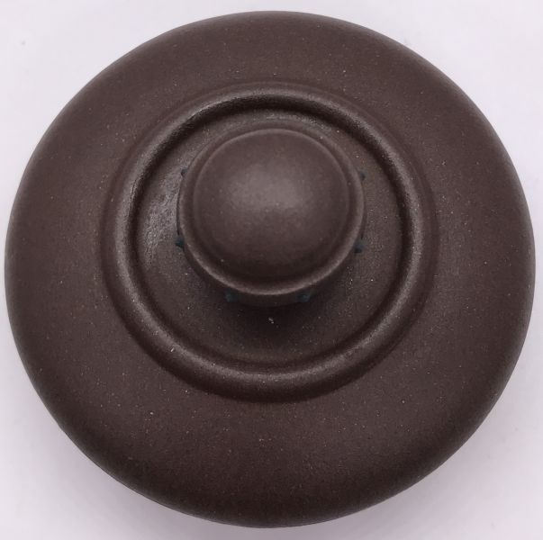 1985年天雞壺(高級紫砂+綠泥珠點)(作者:陳旭娟) 