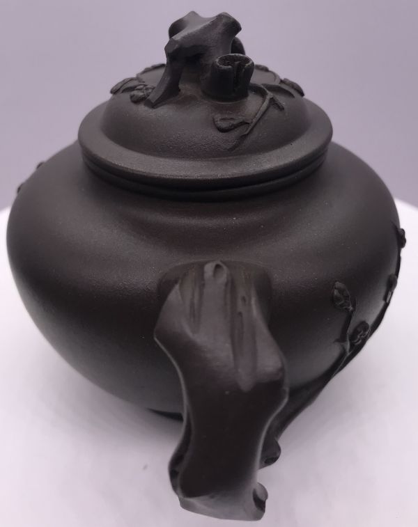 1990年梅報春(黑鐵砂)(作者:秀娥) 