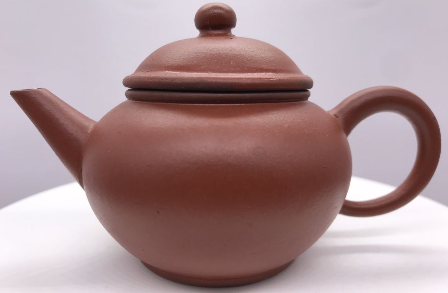 1970年代早期四杯標準壺(內紫外紅) 