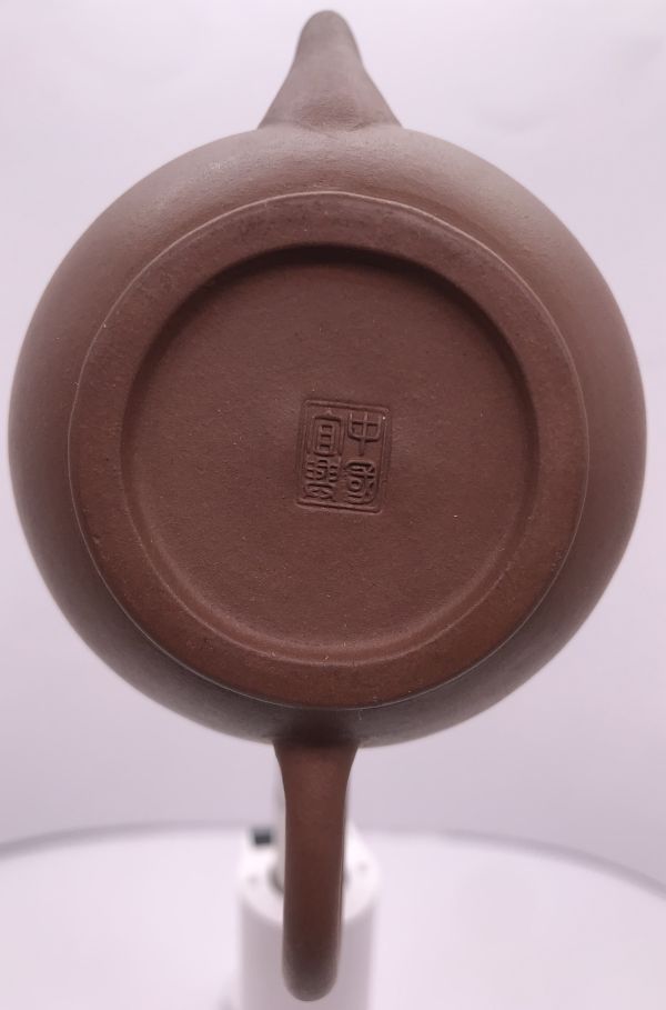 1975年早期4杯標準壺(紫砂)(作者:中國宜興) 