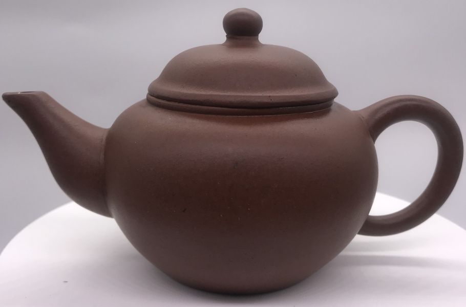 1980年鴿嘴茶壺(外紫內柚) 