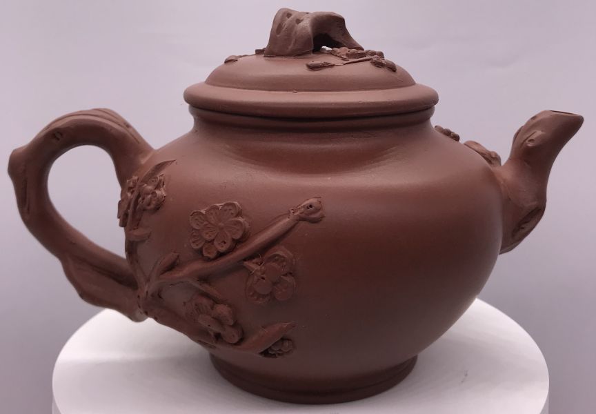 1990年中梅報春壺(紅土)(作者:宜興湯渡陶業) 