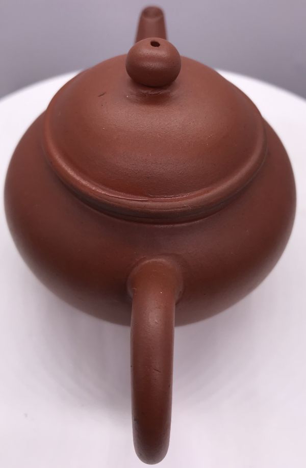 1970年代早期四杯標準壺(內紫外紅) 