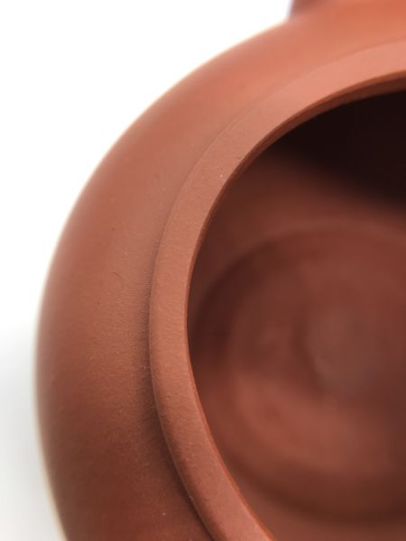 1975年早期二廠壺標準壺6杯(紅土)(作者中國宜興) 