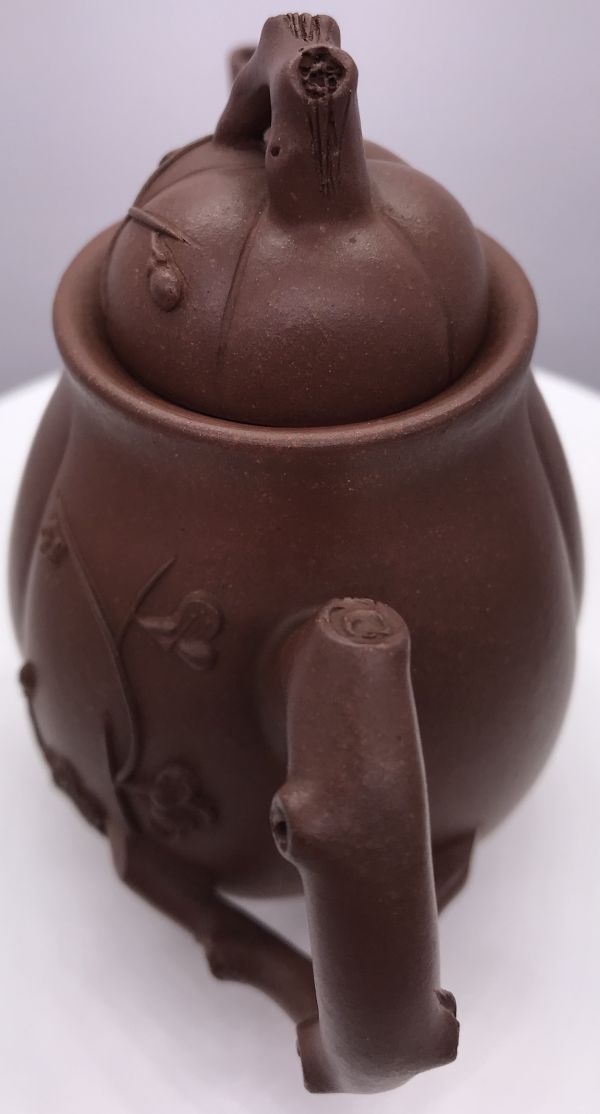 1980年小高梅壺(紫砂清水泥)(中國宜興) 