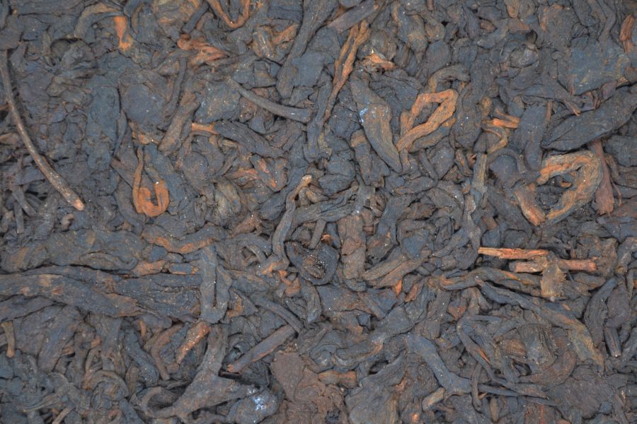 2004白色雲南磚茶250g 