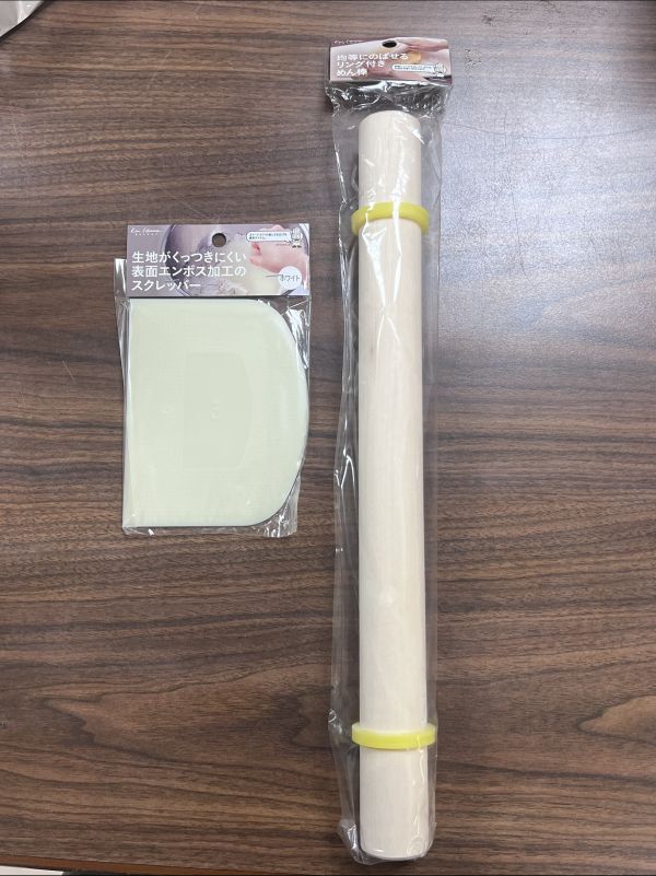 貝印 KAI 壓紋刮刀＋白色量厚環擀麵棍組 天然木,和菓子,36cm,擀麵棍,3.5cm,聚乙烯