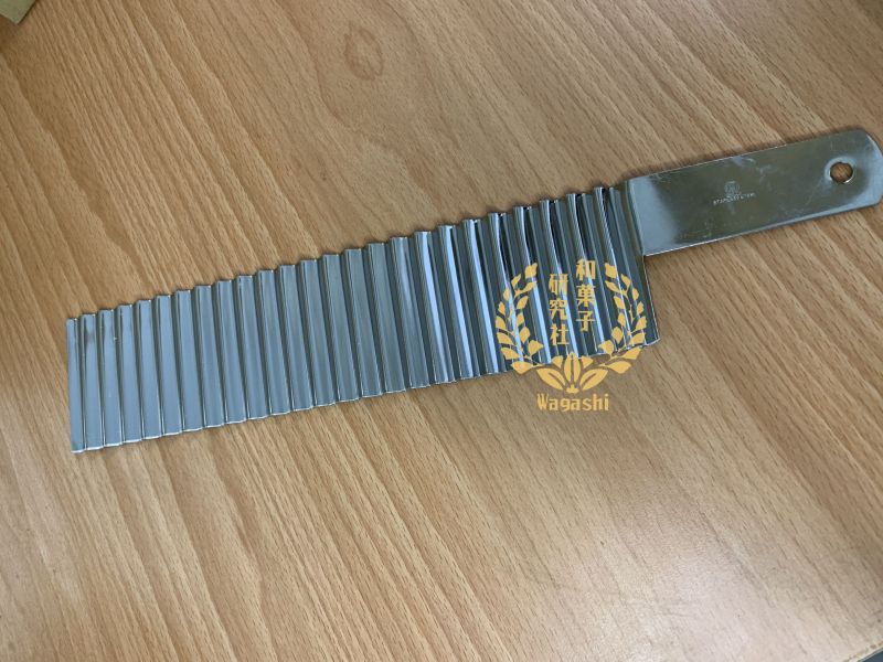 不鏽鋼側柄波浪刀　細目／粗目 
