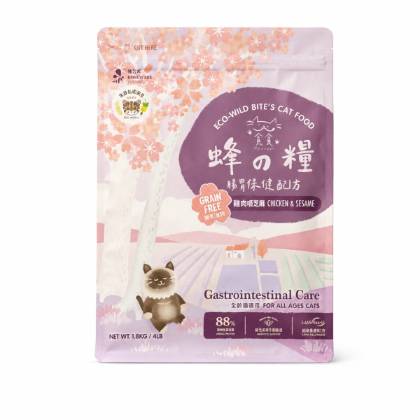 Munchee 貪貪蜂之糧低敏無穀貓飼料 1.8kg／5kg 貪貪蜂之糧以三款機能無穀配方搭配凍乾噴灑,可作為全齡貓的日常主食。