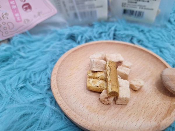 【贈品】【臭貓動物園catzoo】臭貓凍物園-凍乾零食30g-隨機口味 臭貓凍物園,臭貓動物園,凍乾,貓凍乾,狗凍乾,寵物凍乾,貓凍乾推薦,凍乾推薦,寵物凍乾推薦,狗狗凍乾,天然原肉凍乾,貓凍乾好處,寵物凍乾好處,凍乾零食,原肉凍乾,凍乾加水,凍乾泡水,貓凍乾零食,寵物凍乾零食,凍乾食品,凍乾雞胸肉