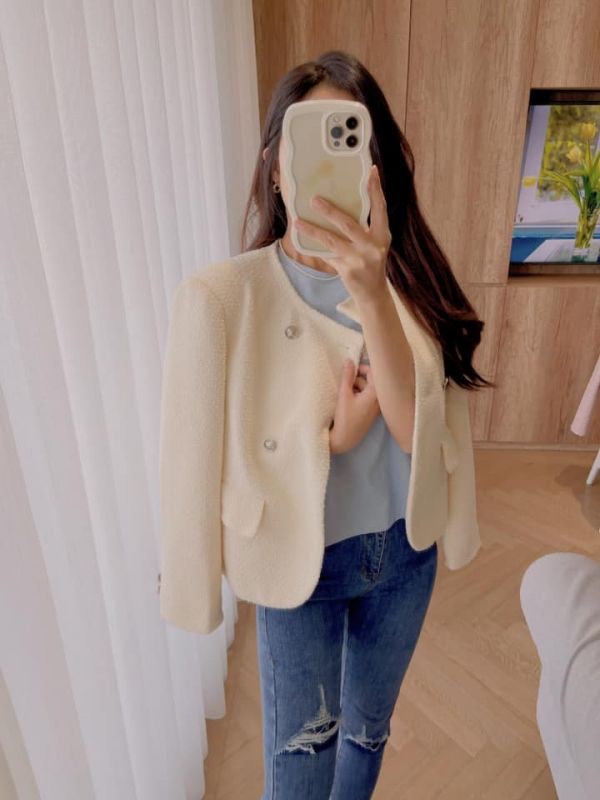 喜瑞爾奶油杏復古銀釦金蔥小香外 小香外套 韓國  奶油杏  質感好  金蔥 復古銀釦 韓國 東大門 正韓