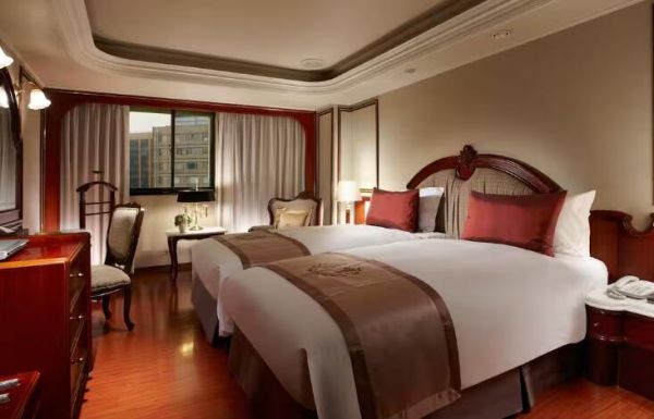 Happiness Hotel walk about 5 mins  to Asia Poker Venue Jianguo,3(N) The lowest price about USD$278 