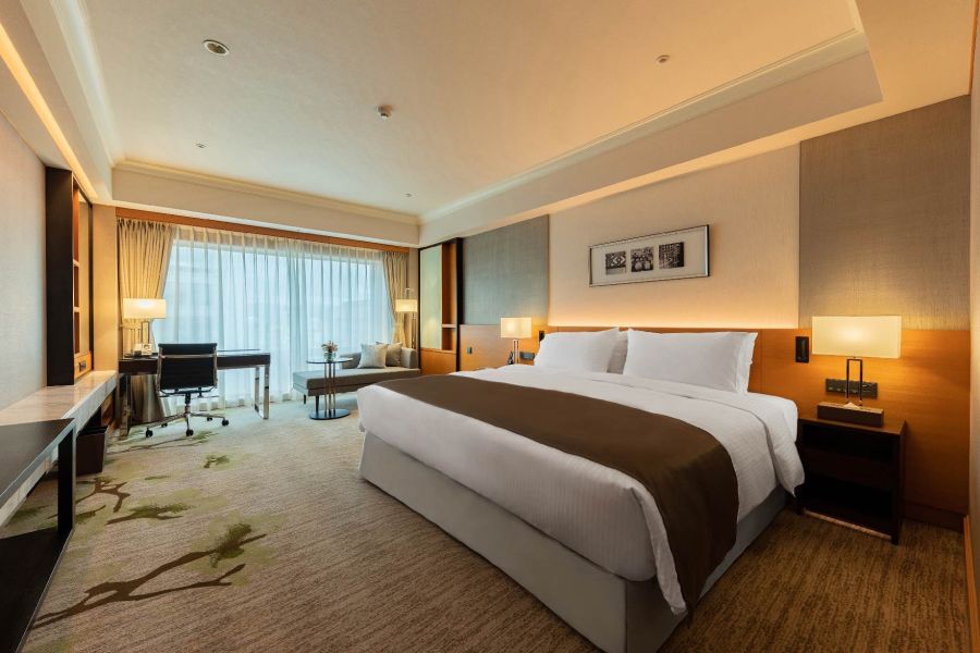 EXECUTIVE PREMIER KING B/F 